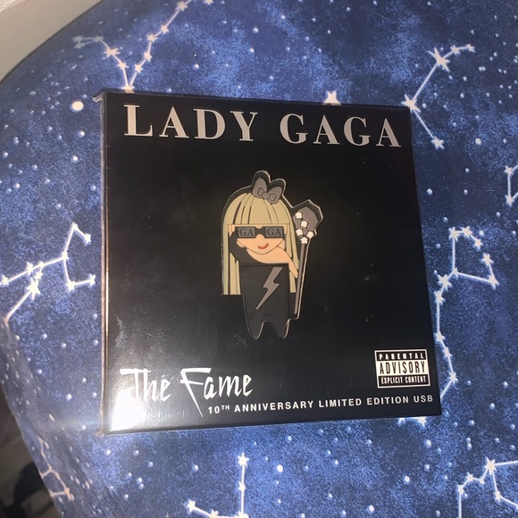 Lady Gaga: The Fame USB